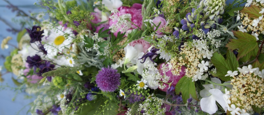 The Traditional Flower Company